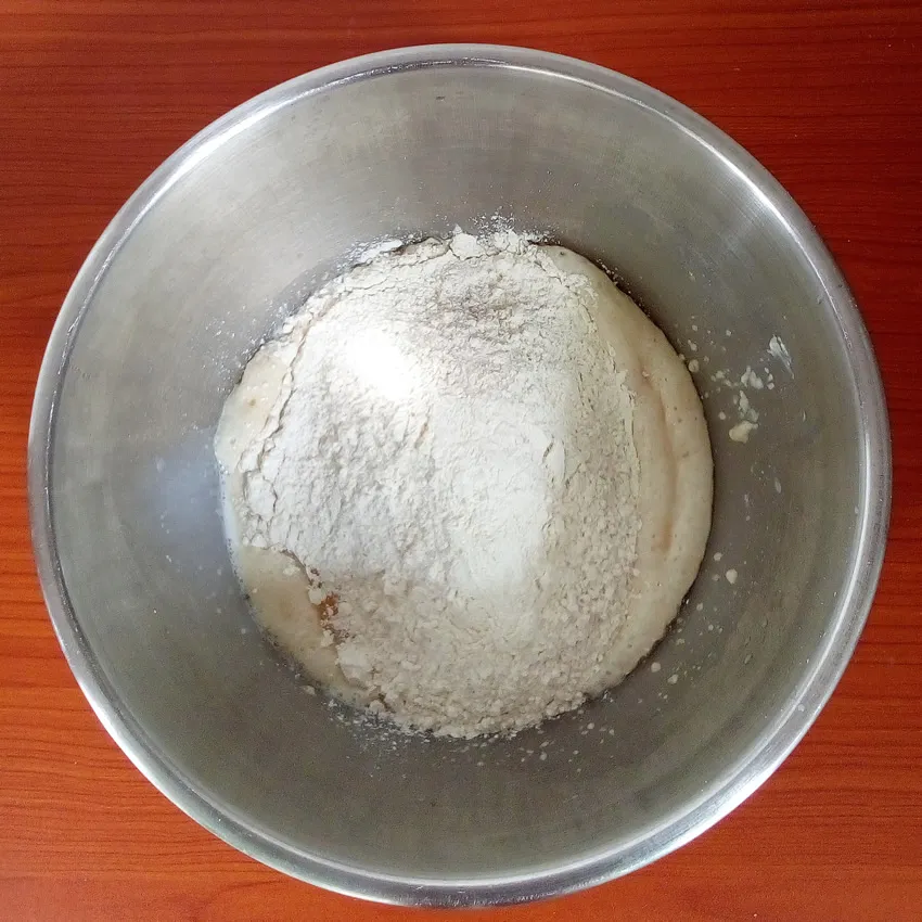 Sausage bread rolls recipe by Dolapo Grey
