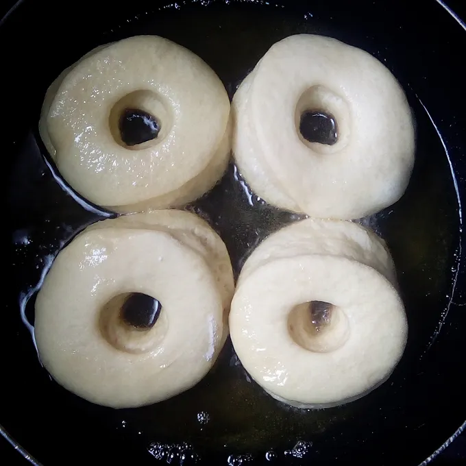 soft and fluffy doughnut recipe by dolapo grey