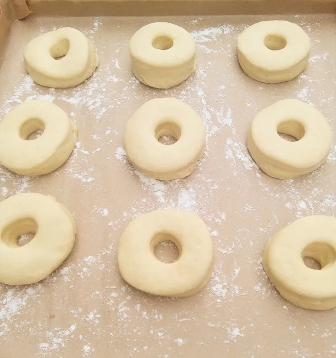 soft and fluffy doughnut recipe by dolapo grey