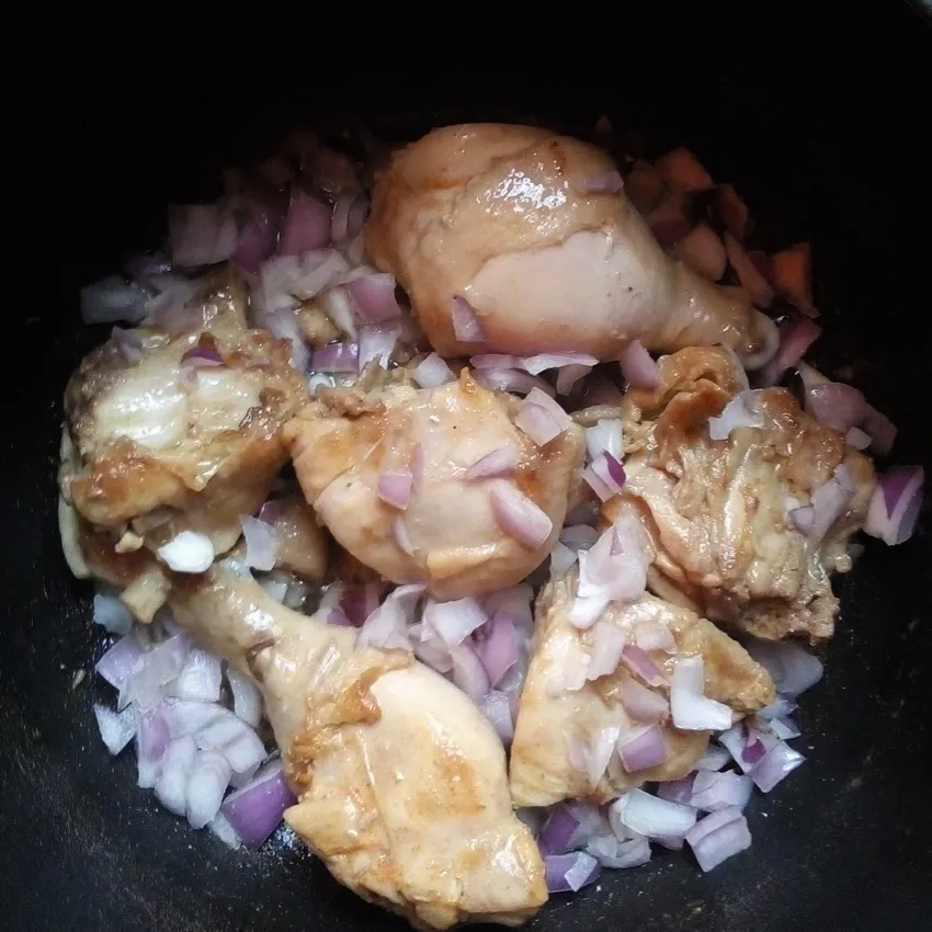 Creamy chicken curry recipe by Dolapo Grey