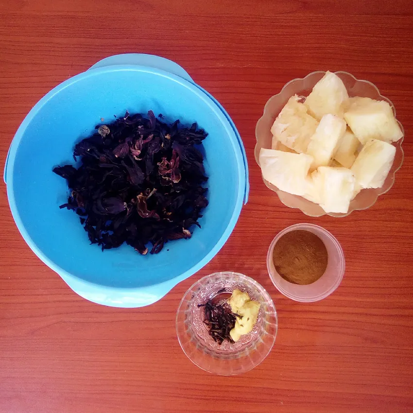 Zobo recipe by Dolapo Grey