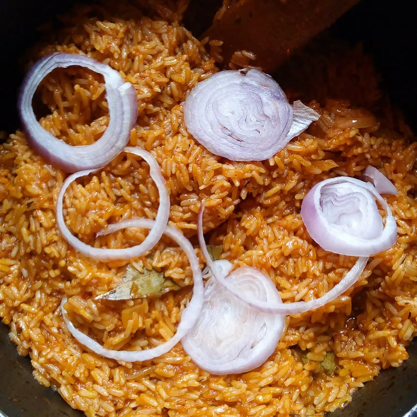 Smokey Jollof rice recipe by Dolapo Grey