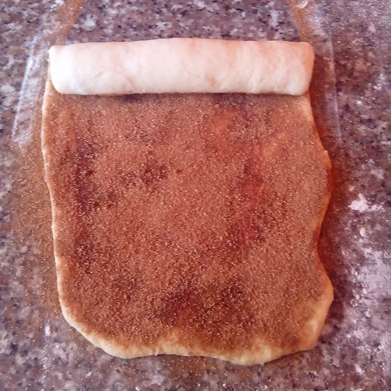 Cinnamon swirl bread recipe by Dolapo Grey