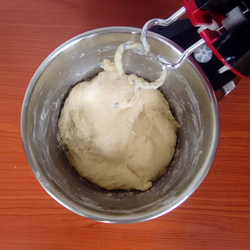 Cinnamon swirl bread recipe by Dolapo Grey