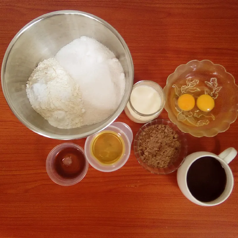 Easy Chocolate cake by Dolapo Grey