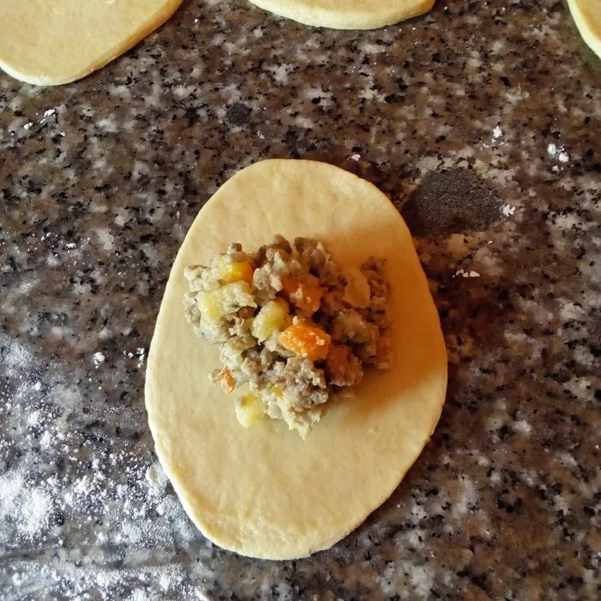 Nigerian meat pie recipe by Dolapo Grey