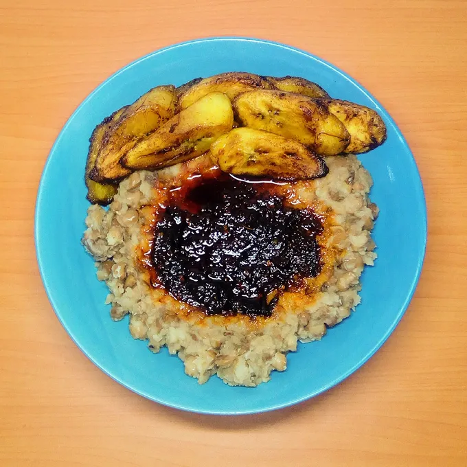 Agoyin beans and sauce recipe by Dolapo Grey