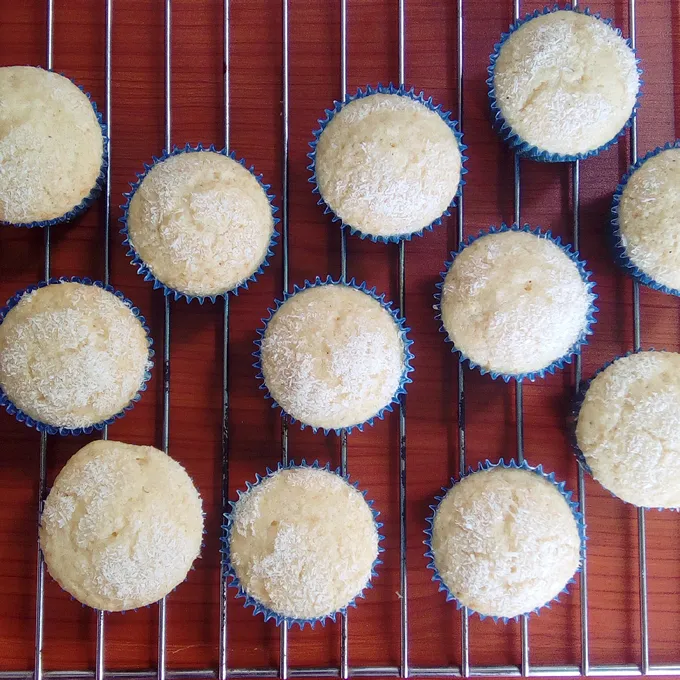 Coconut cupcakes by Dolapo Grey
