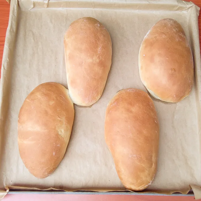 Sweet butter bread by Dolapo Grey