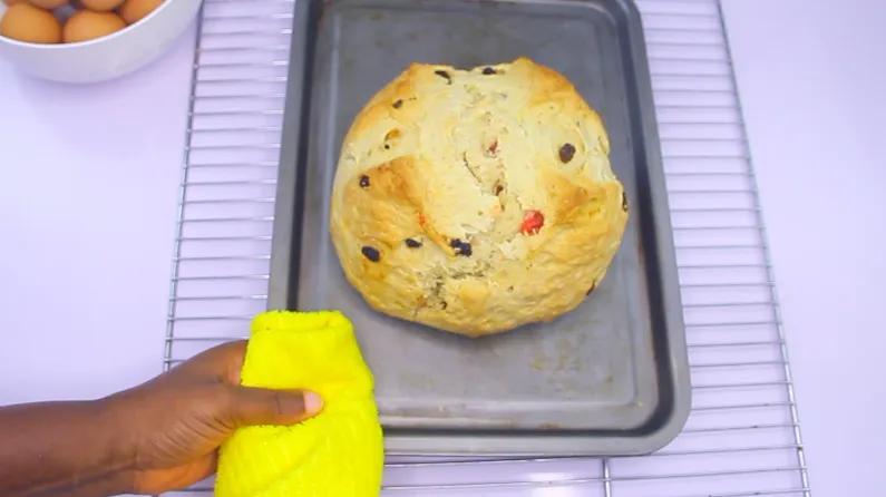 Soda bread recipe by Dolapo Grey