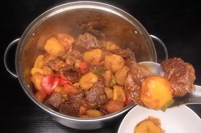 Beef stew recipe by Dolapo Grey