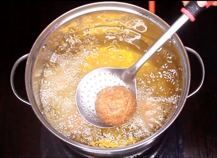Scotch eggs recipe by Dolapo Grey