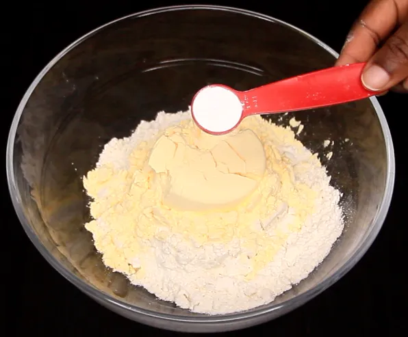 Custard Cake recipe by Dolapo Grey