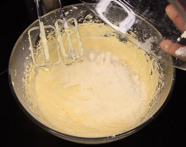 Custard Cake recipe by Dolapo Grey