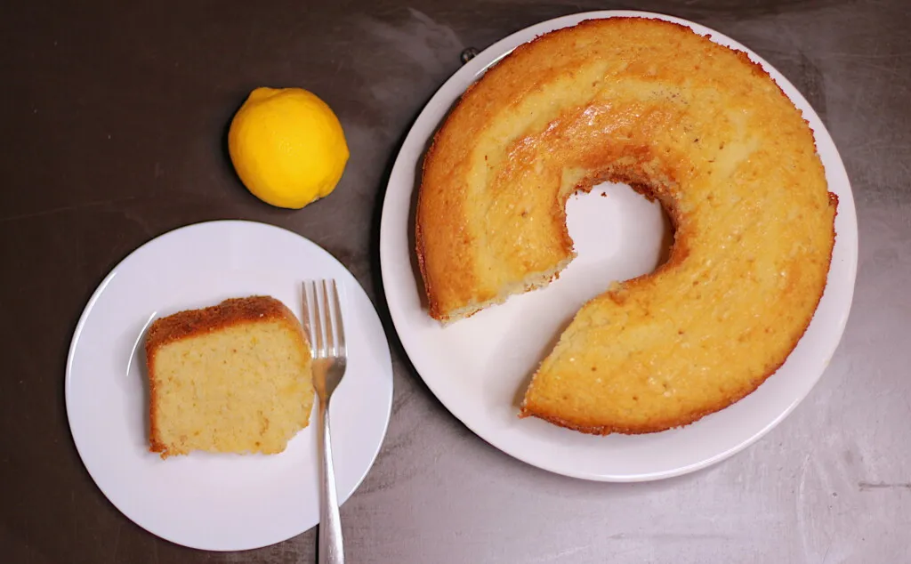 Lemon Cake by Dolapo Grey