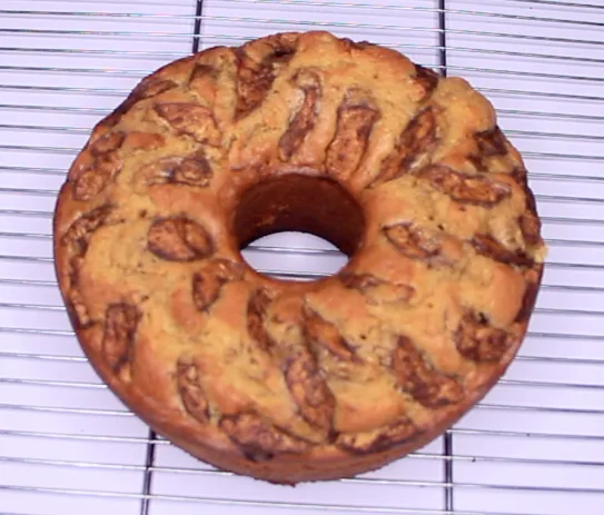 Jewish Apple Cake by Dolapo Grey