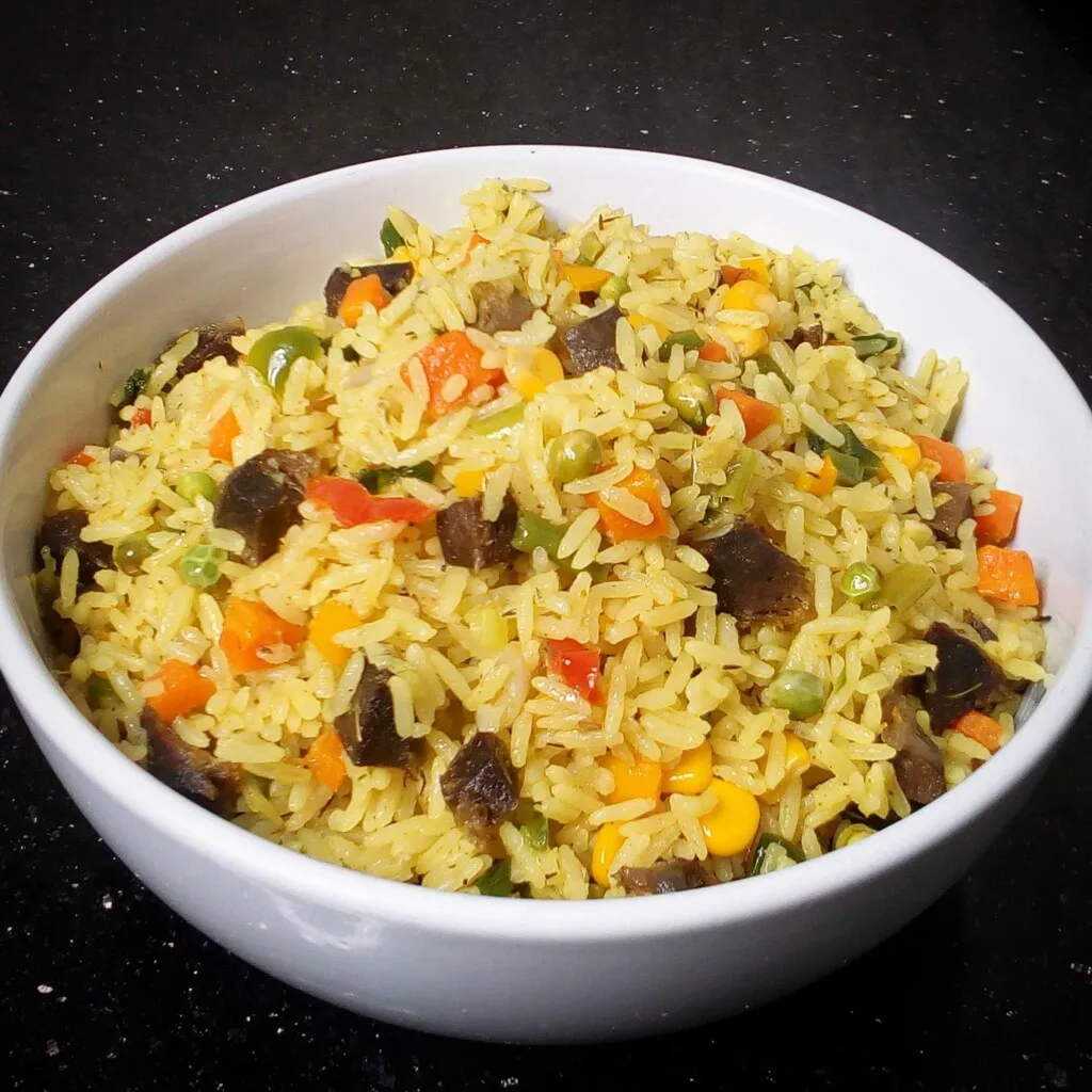 Fried rice recipe by Dolapo Grey