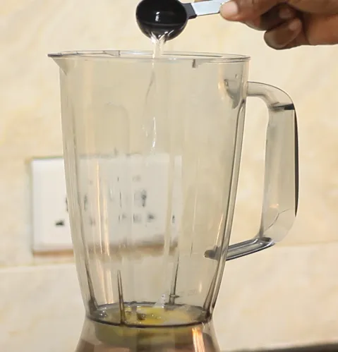 Homemade Mayonnaise by Dolapo Grey