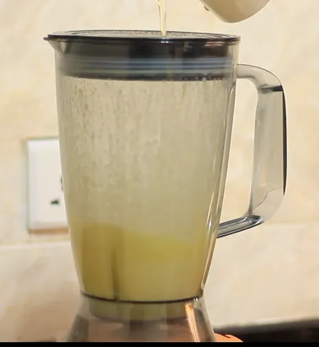 Homemade Mayonnaise by Dolapo Grey