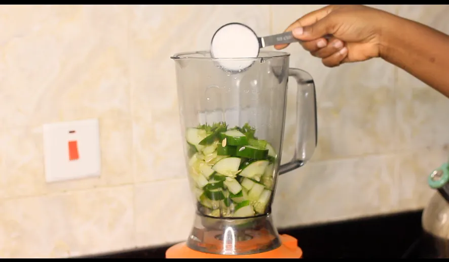 Cucumber Mint Juice by Dolapo Grey
