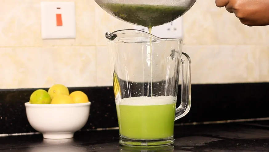 Cucumber Mint Juice by Dolapo Grey