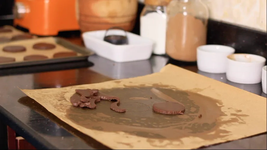 Chocolate cookies by Dolapo Grey