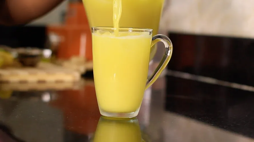 Ginger juice by Dolapo Grey