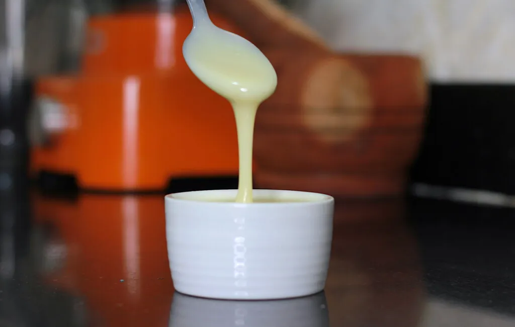 Homemade Condensed milk by Dolapo Grey