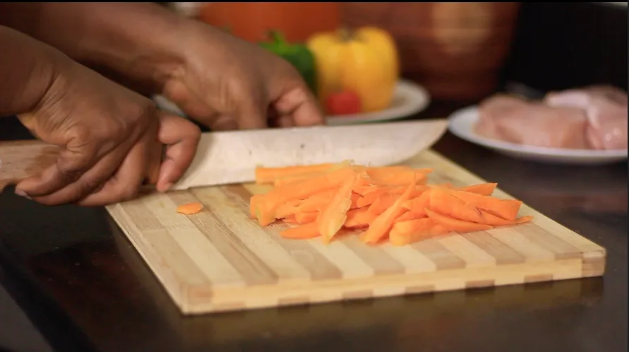 Chicken Stir Fry Recipe by Dolapo Grey