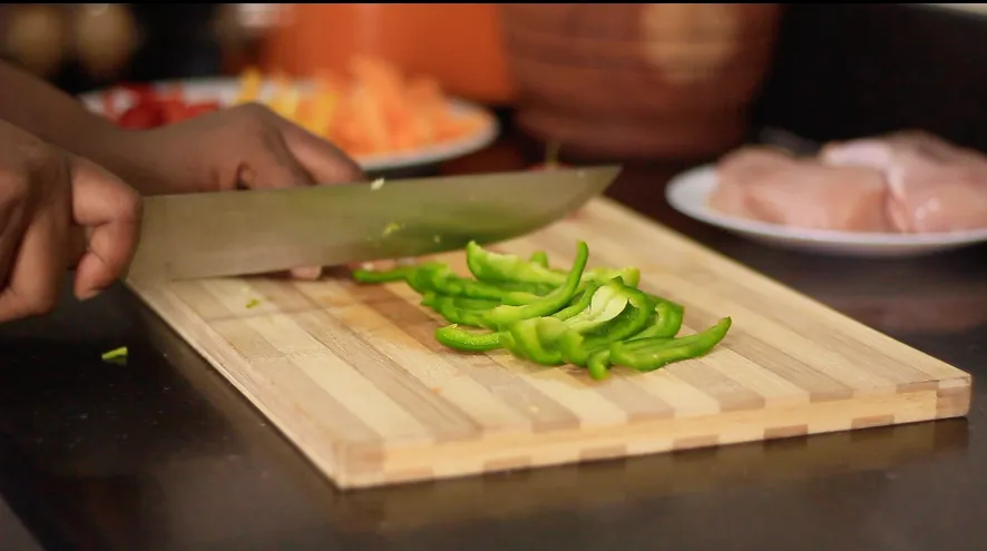 Chicken Stir Fry Recipe by Dolapo Grey