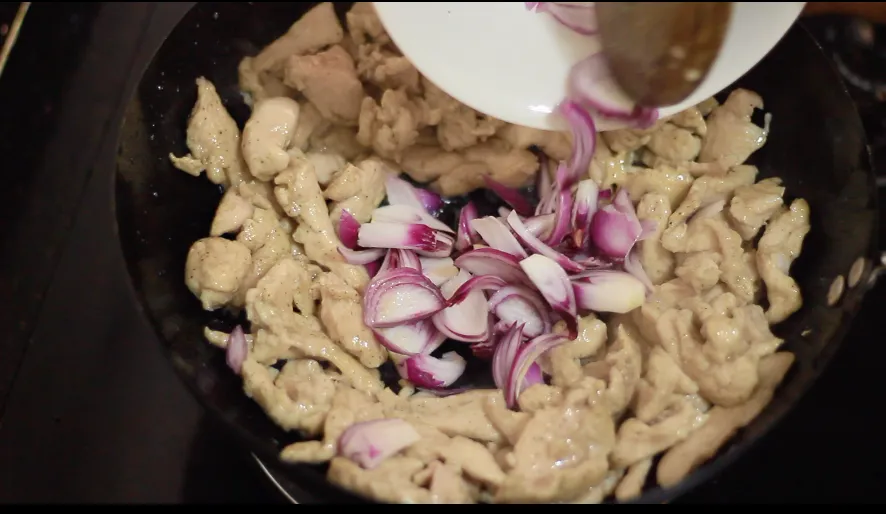 Chicken Stir Fry Recipe by Dolapo Grey