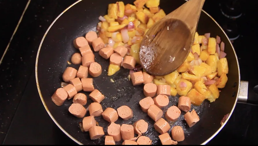 Breakfast potatoes recipe by Dolapo Grey
