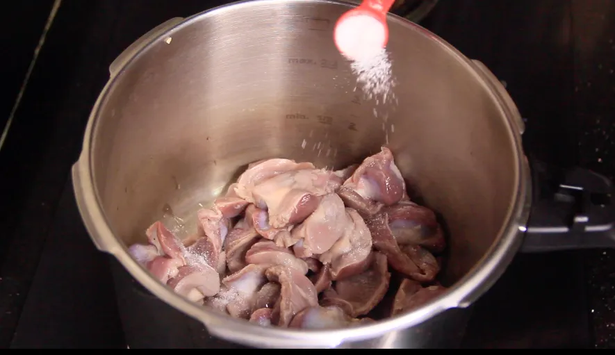 Delicious Chicken Gizzards by Dolapo Grey