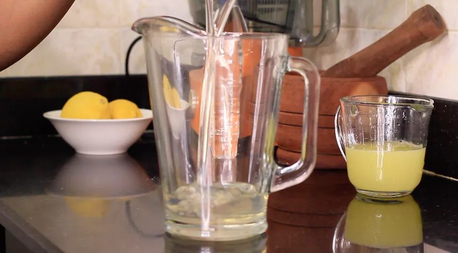Lemonade Recipe by Dolapo Grey