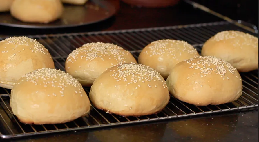 Spiced Meat Buns Recipe by Dolapo Grey