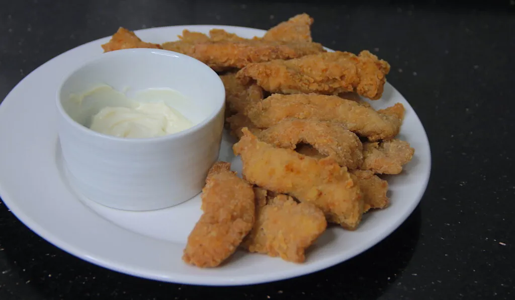 Crispy Chicken Tenders by Dolapo Grey