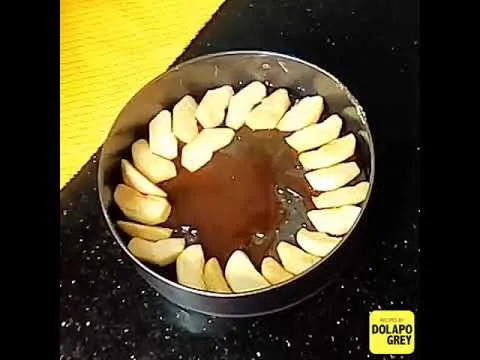 Apple Upside Down Cake